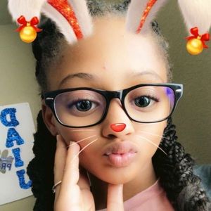 Meet your Posher, Destynee